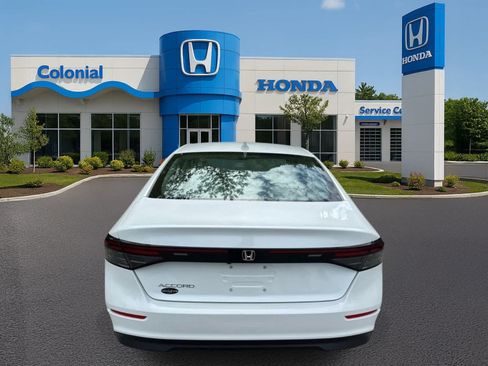 Used 2024 Honda Accord EX image 5