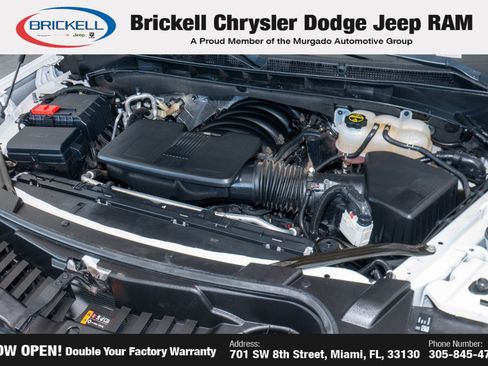 Used 2024 GMC Yukon XL SLT RWD image 32