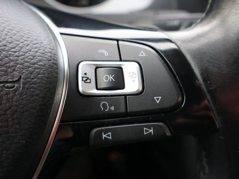 Used 2018 Volkswagen Golf Alltrack S image 31