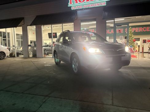 Used 2016 Subaru Forester 2.5i w/ Alloy Wheel Package image 3