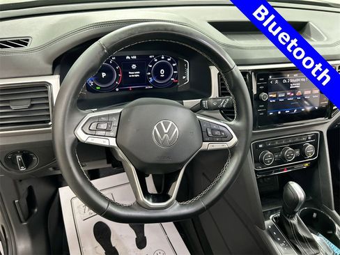 Used 2022 Volkswagen Atlas SE image 6