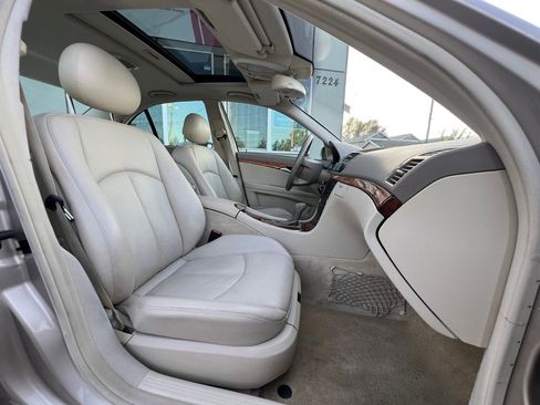 Used 2003 Mercedes-Benz E 320 Sedan image 20