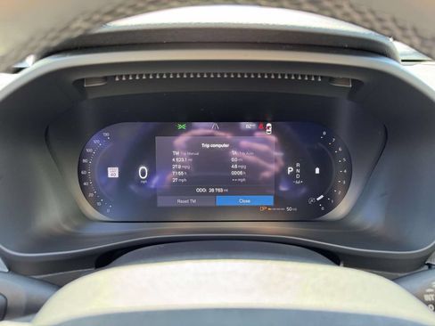 Used 2024 Volvo XC40 B5 Plus w/ Protection Package Premier AWD/4WD image 23