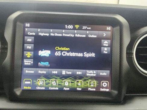 Used 2022 Jeep Wrangler Unlimited Sahara w/ LED Lighting Group image 13