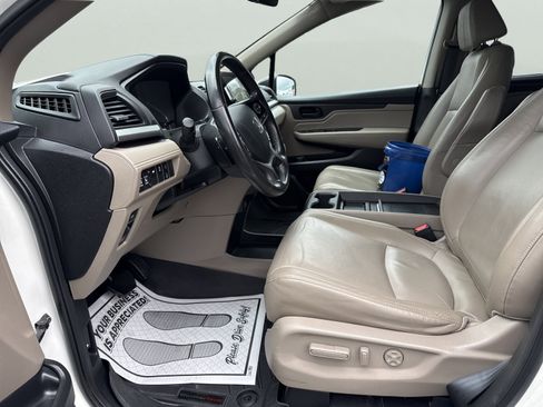 Used 2018 Honda Odyssey EX-L image 22