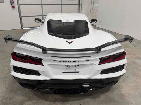 Used 2024 Chevrolet Corvette Z06 w/ Z07 Performance Package w/ Z07 Performance Package RWD image 39