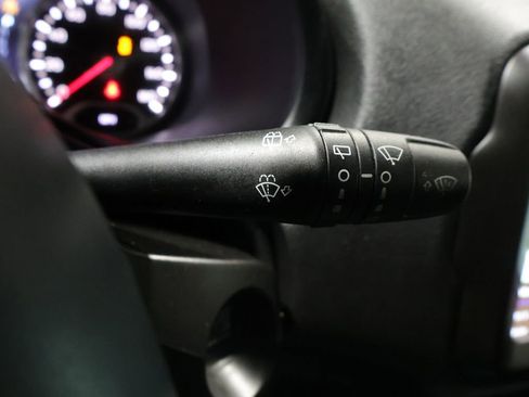 Used 2022 Jeep Renegade Altitude image 37