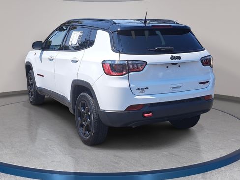 Used 2023 Jeep Compass Trailhawk AWD/4WD image 7