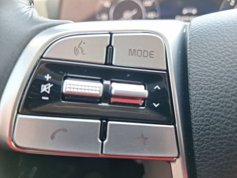 Used 2025 Kia Telluride SX FWD image 18
