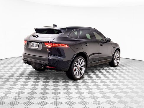 Used 2020 Jaguar F-PACE S image 5
