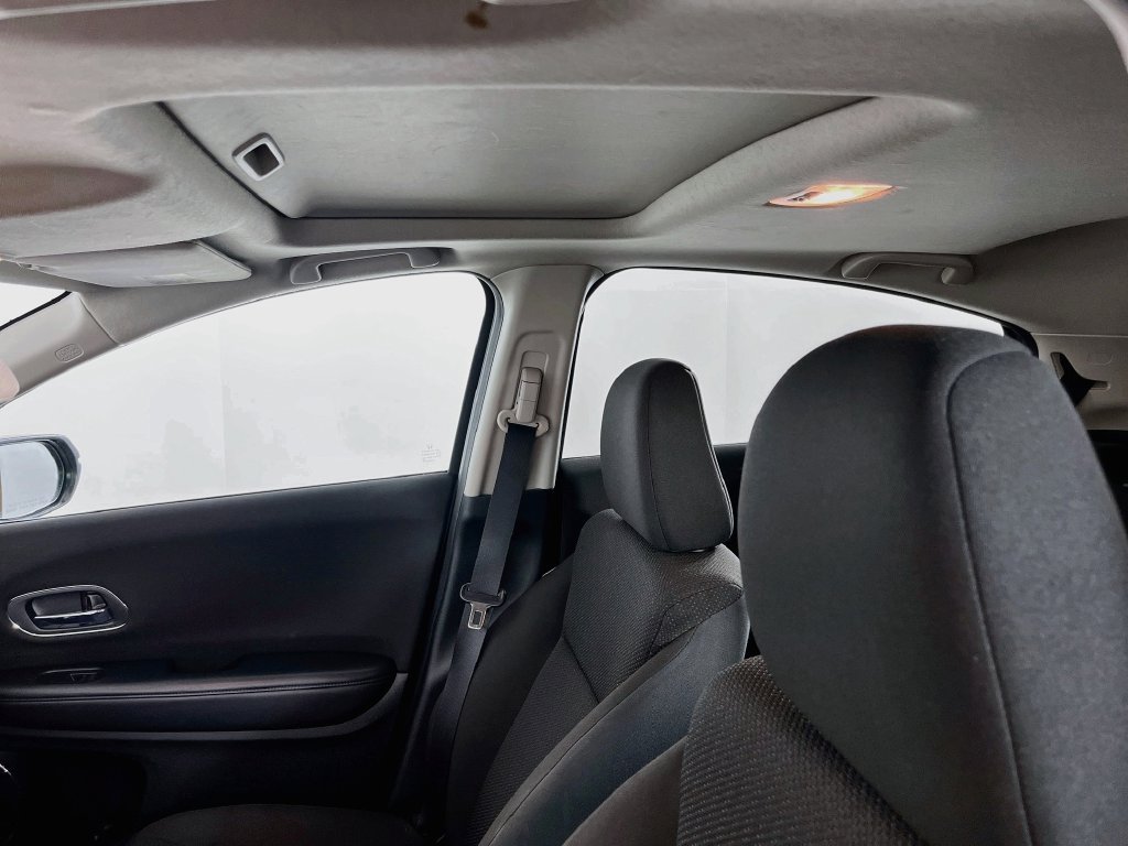 Used 2018 Honda HR-V EX image 23