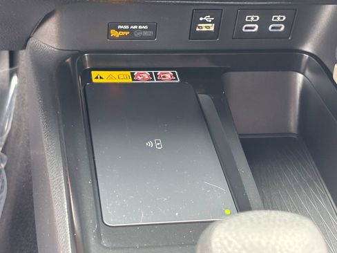 Used 2025 Toyota Camry LE FWD image 23