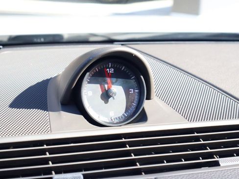 Certified 2023 Porsche Panamera 4 image 27