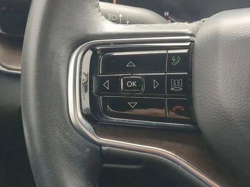 Certified 2022 Jeep Grand Wagoneer Series I AWD/4WD image 32