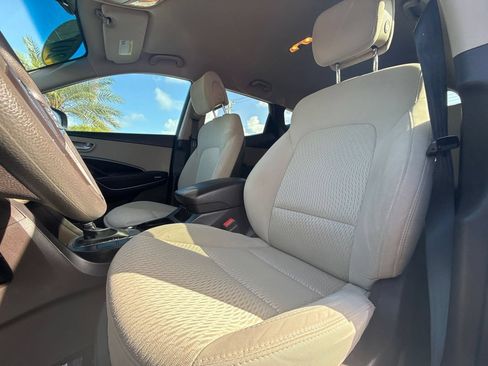 Used 2017 Hyundai Santa Fe Sport FWD image 11