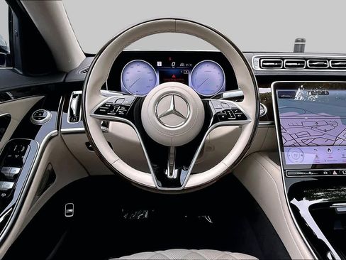 Certified 2022 Mercedes-Benz S 580 4MATIC Sedan image 6