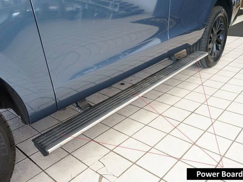 Used 2019 Ford Expedition Limited w/ Equipment Group 301A image 25