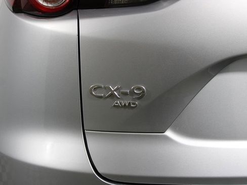 Used 2023 MAZDA CX-9 Touring image 46