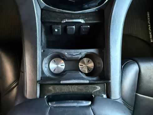Used 2016 Cadillac Escalade Platinum AWD/4WD image 57
