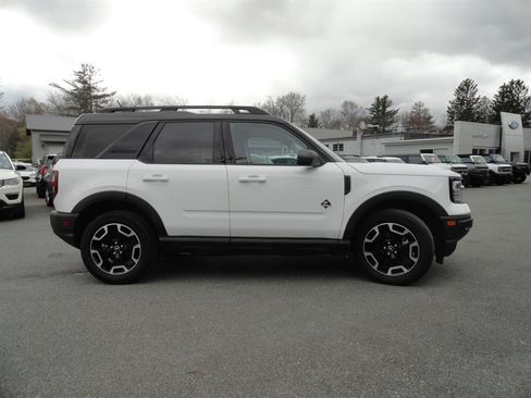 Certified 2024 Ford Bronco Sport Outer Banks AWD/4WD image 4