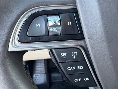 Used 2020 Lincoln Nautilus FWD w/ Equipment Group 101A image 7
