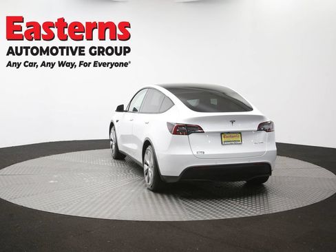 Used 2022 Tesla Model Y Long Range AWD/4WD image 60