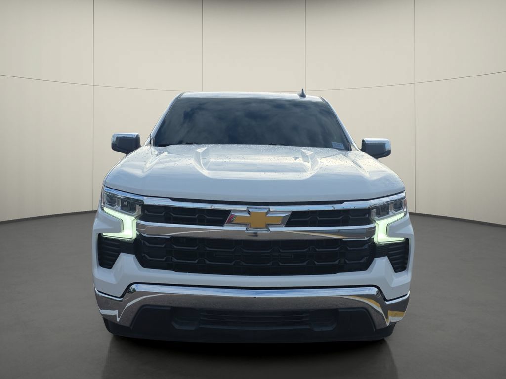 Used 2022 Chevrolet Silverado 1500 LT RWD image 2