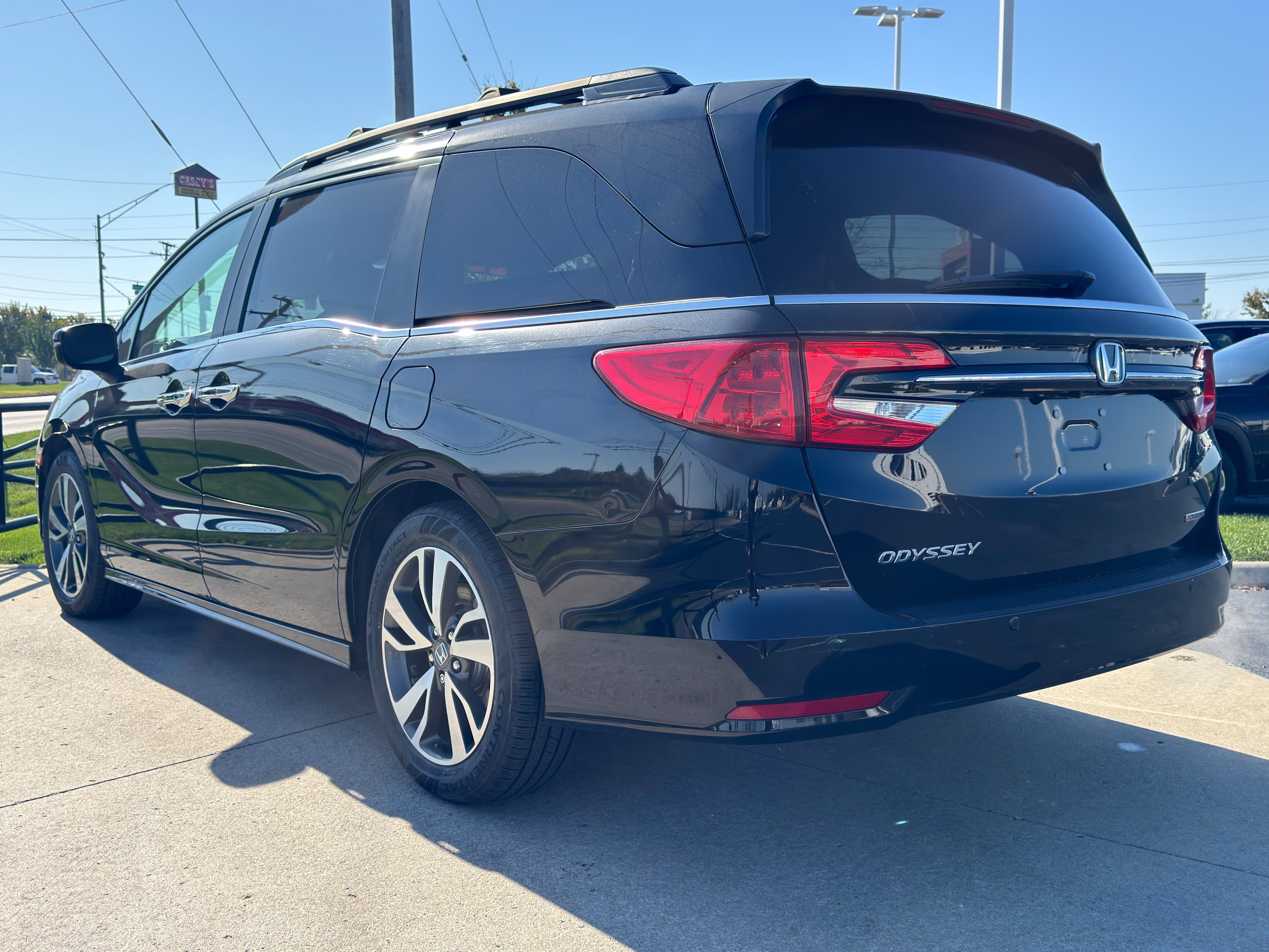 Used 2022 Honda Odyssey Touring image 5