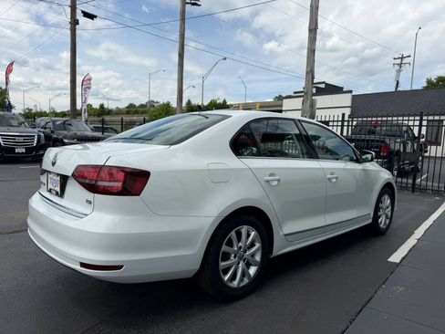Used 2017 Volkswagen Jetta SEL FWD image 11