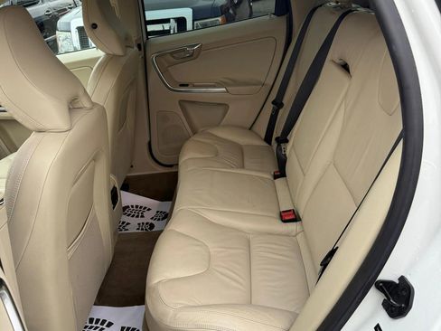 Used 2013 Volvo XC60 T6 image 16