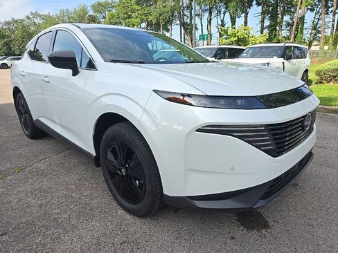 Certified 2025 Nissan Murano SV AWD/4WD image 2
