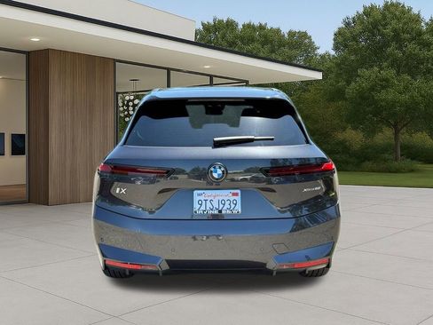 Used 2026 BMW iX xDrive60 w/ Premium Package AWD/4WD image 6