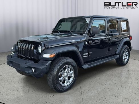 Used 2020 Jeep Wrangler Unlimited Sport image 2