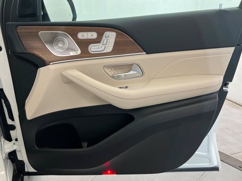 New 2026 Mercedes-Benz GLS 450 4MATIC image 24