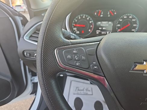 Used 2024 Chevrolet Malibu LT image 19