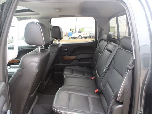 Used 2018 Chevrolet Silverado 1500 High Country AWD/4WD image 14