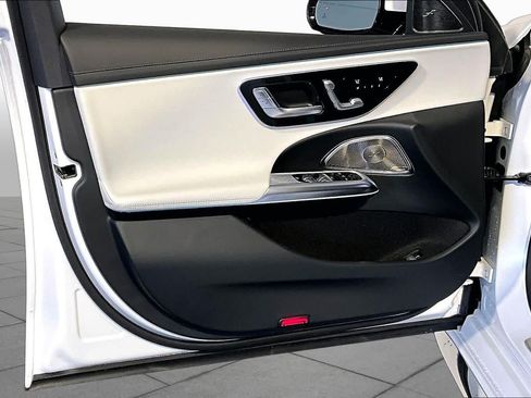 New 2026 Mercedes-Benz E 53 AMG e 4MATIC Wagon image 11