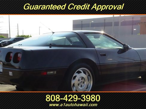 Used 1994 Chevrolet Corvette Coupe RWD image 3