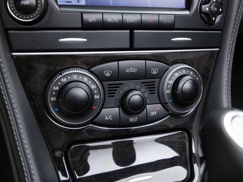 Used 2006 Mercedes-Benz SL 65 AMG image 40