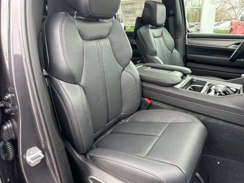 New 2025 Jeep Wagoneer Series II w/ Convenience Group I image 62