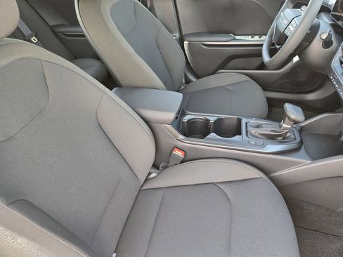 New 2026 Kia K4 FWD image 10