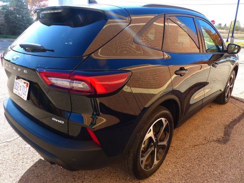 Used 2025 Ford Escape ST-Line Select w/ Tech Pack #1 image 10