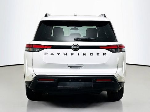 Used 2025 Nissan Pathfinder SV FWD image 6