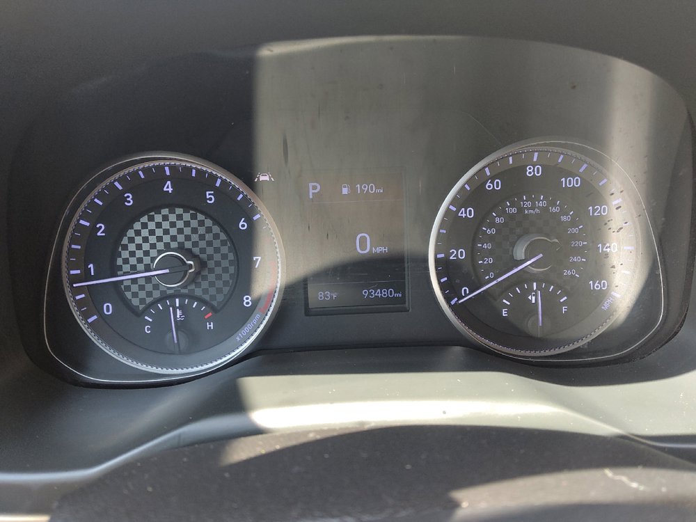 Used 2020 Hyundai Elantra SE FWD image 23