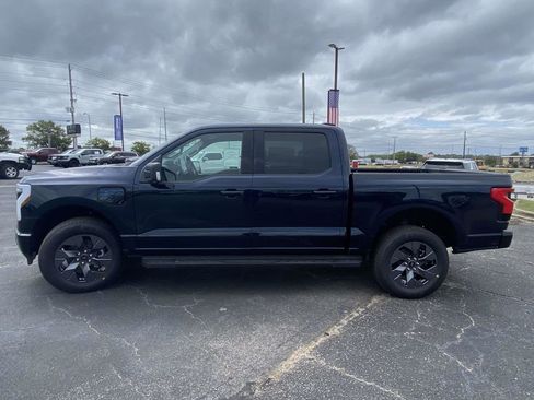 New 2025 Ford F150 Lightning Flash AWD/4WD image 6