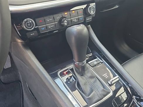 Used 2024 Jeep Compass Limited AWD/4WD image 32