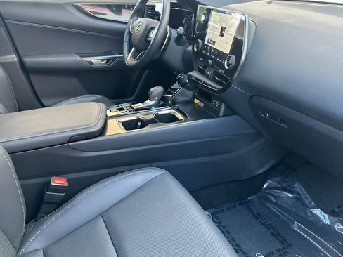 Certified 2025 Lexus NX 350h AWD w/ Accessory Package (2T) image 17