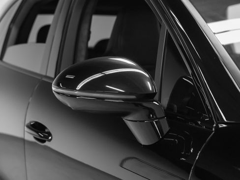 Certified 2021 Porsche Cayenne Turbo image 13