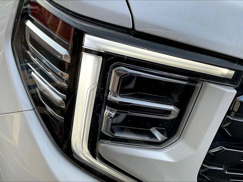 Used 2024 GMC Sierra 1500 Denali Ultimate AWD/4WD image 29
