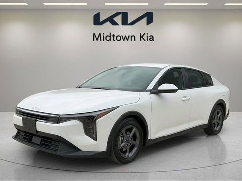 Used 2025 Kia K4 LXS image 7